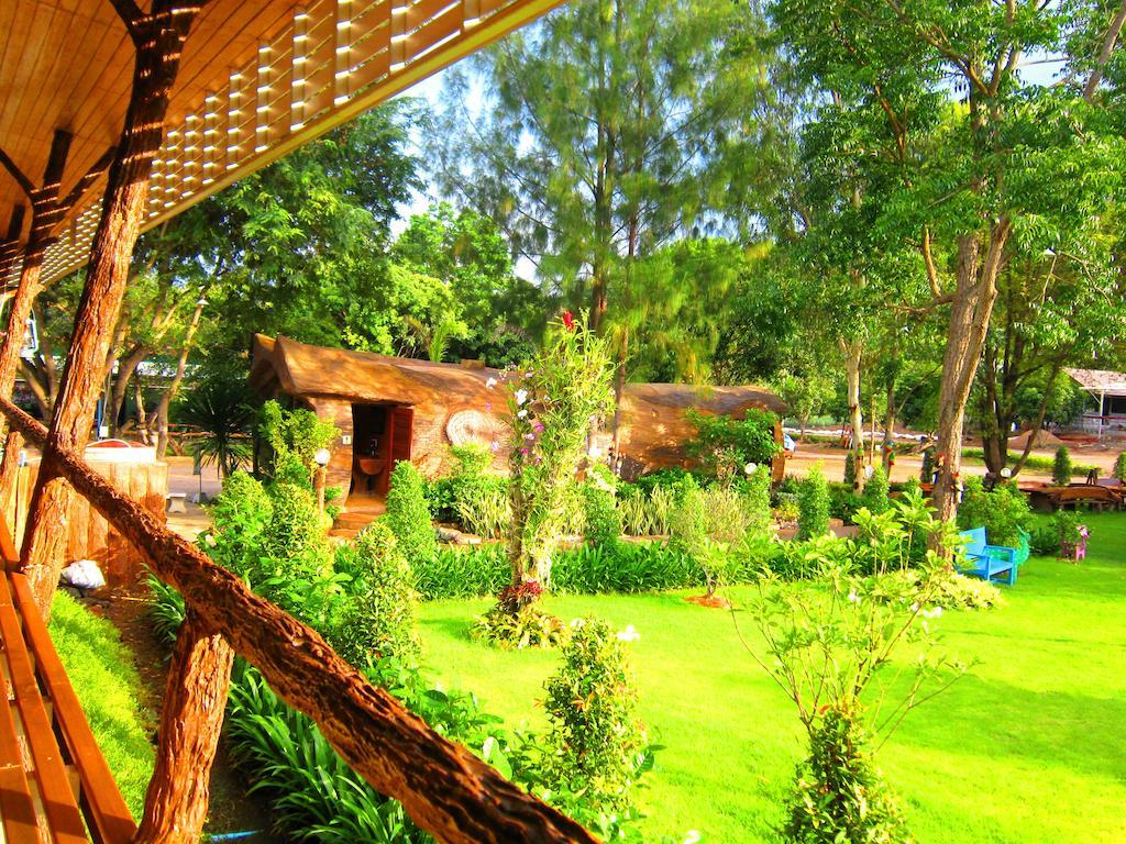 Theerama Cottage Suan Phueng Exterior photo