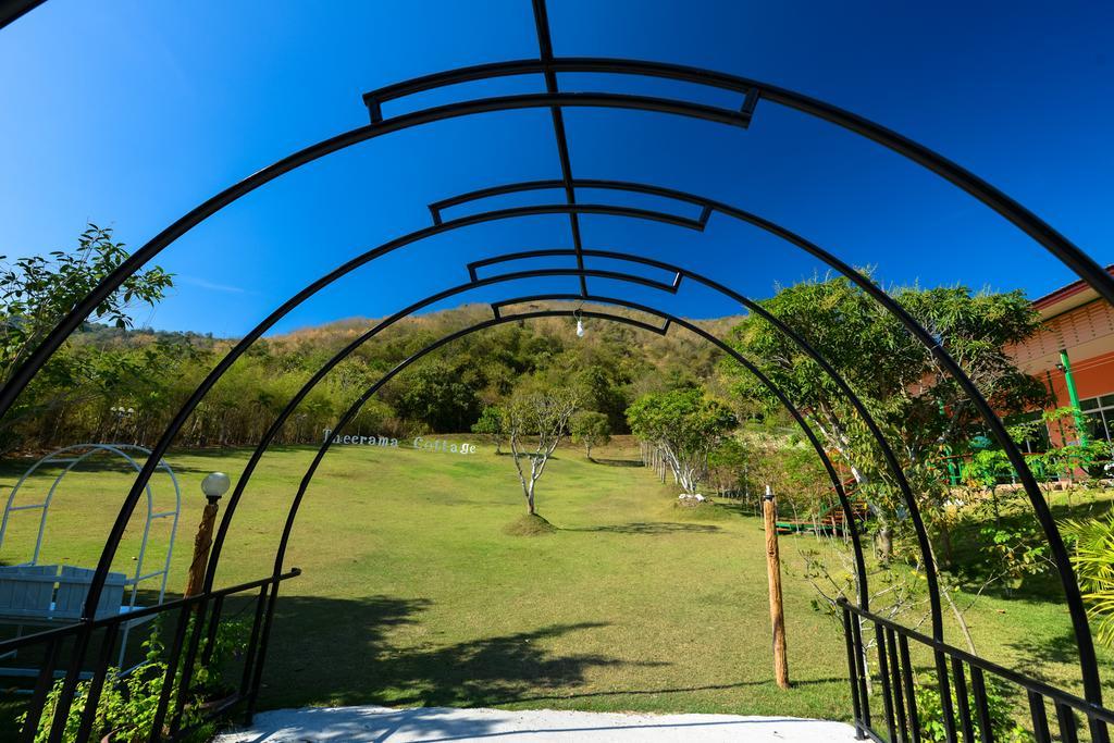 Theerama Cottage Suan Phueng Exterior photo