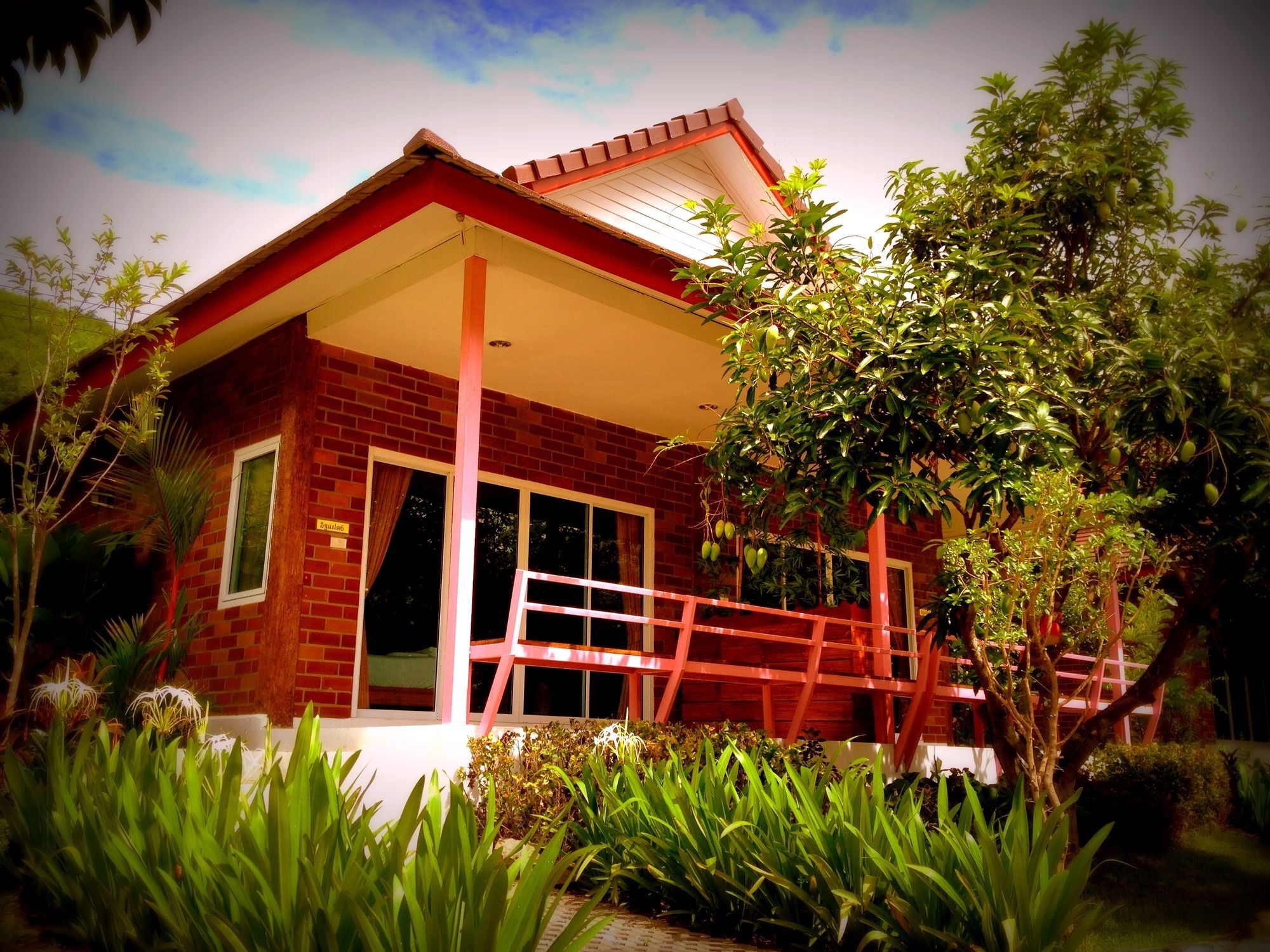 Theerama Cottage Suan Phueng Exterior photo