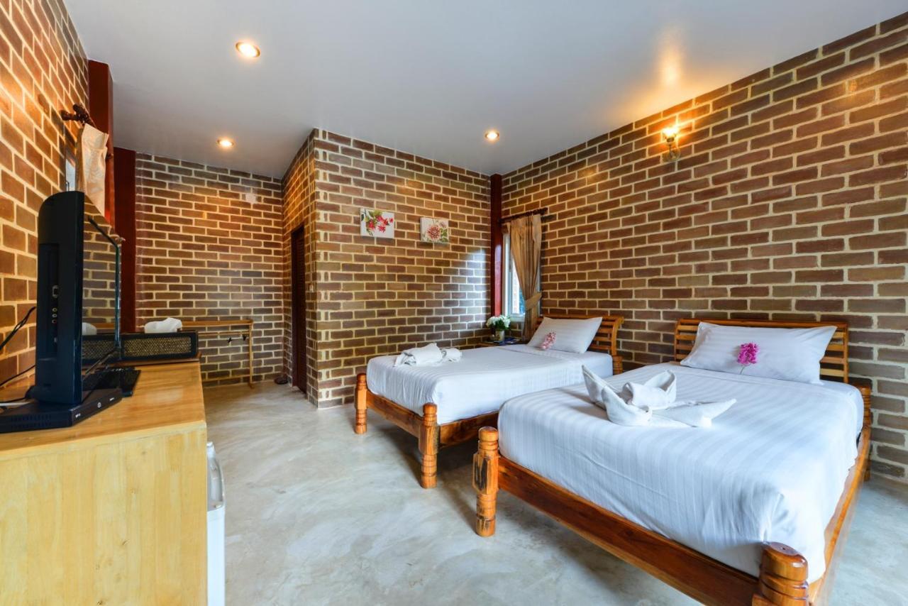 Theerama Cottage Suan Phueng Exterior photo