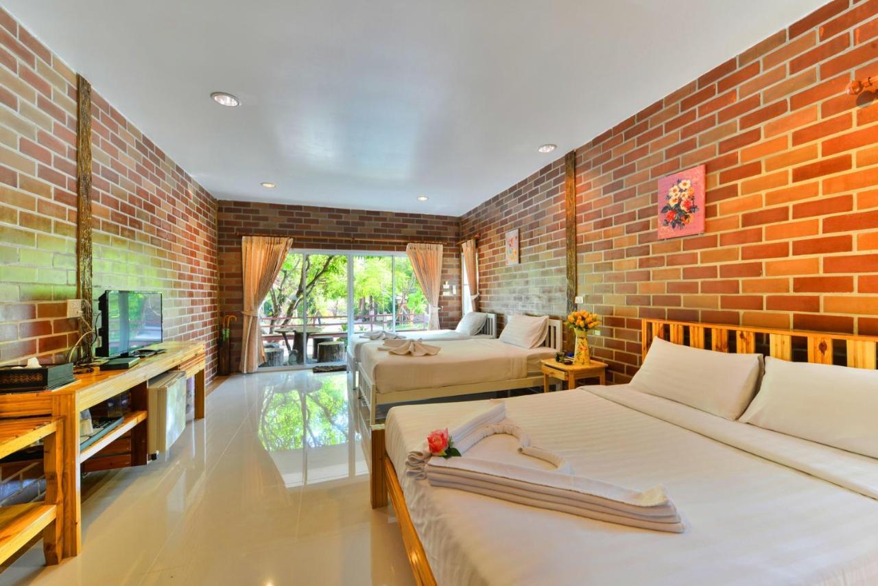 Theerama Cottage Suan Phueng Exterior photo